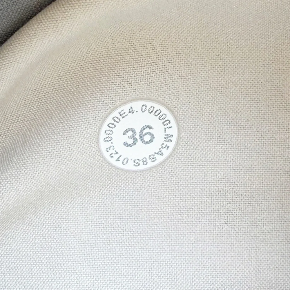 lululemon athletica or flat 12”